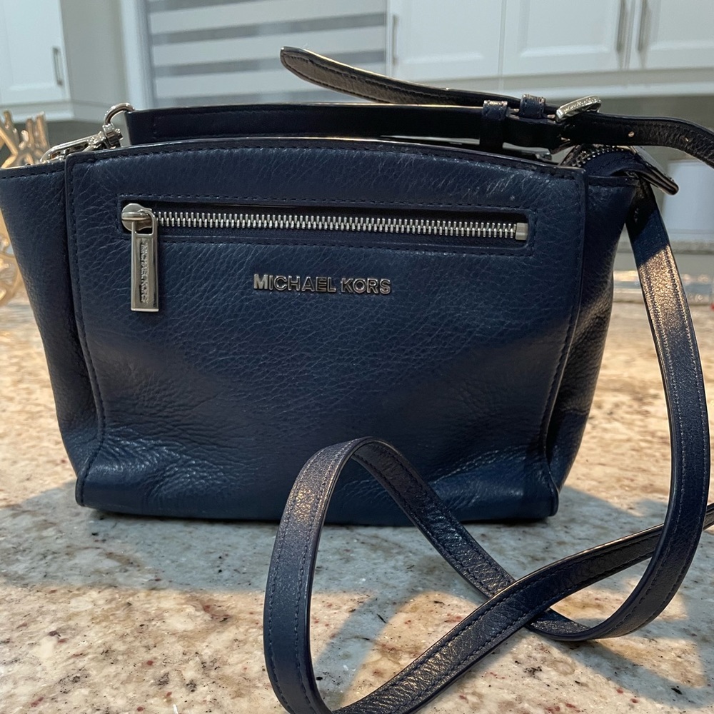 Michael Kora cross body bag; gently used.